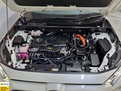 2019 Toyota RAV4 - Thumbnail