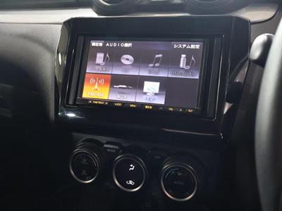 2017 Suzuki Swift - Thumbnail