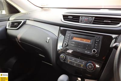 2015 Nissan X-Trail - Thumbnail