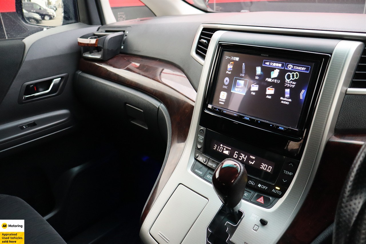 2012 Toyota Vellfire
