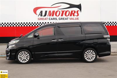 2012 Toyota Vellfire - Thumbnail