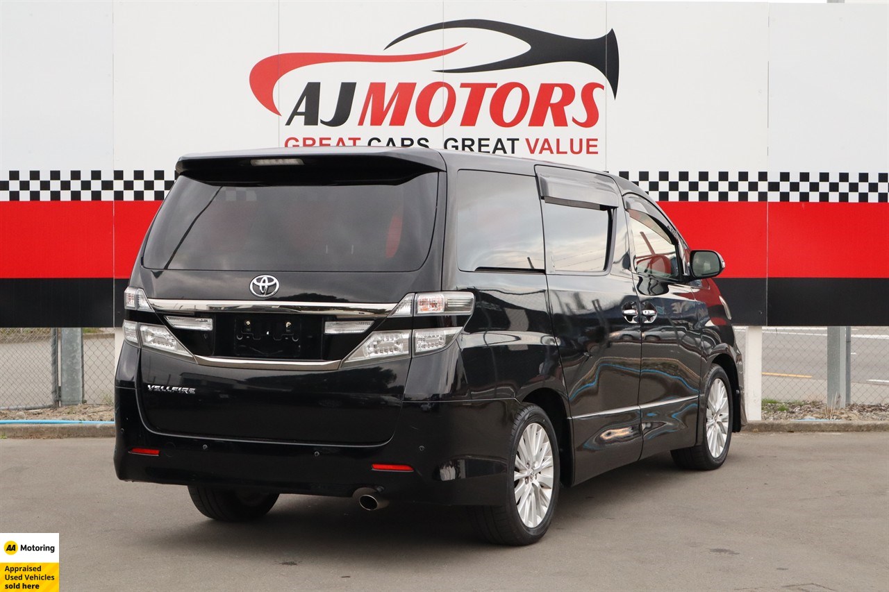 2012 Toyota Vellfire