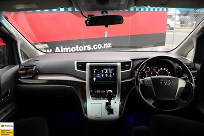 2012 Toyota Vellfire - Thumbnail