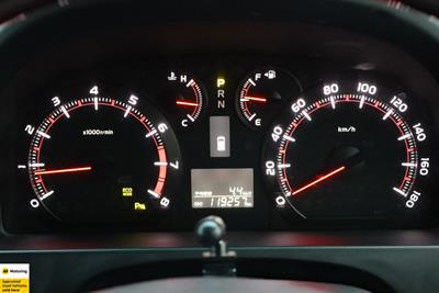 2012 Toyota Vellfire - Thumbnail