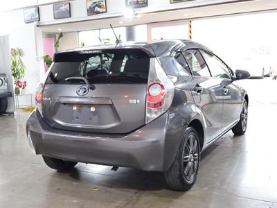 2014 Toyota Aqua - Thumbnail