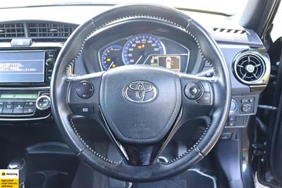 2015 Toyota Corolla - Thumbnail