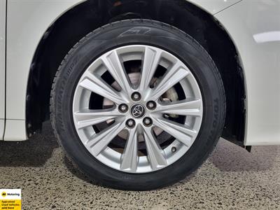 2015 Toyota Vellfire - Thumbnail