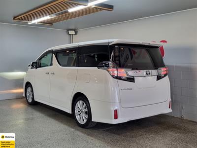 2015 Toyota Vellfire - Thumbnail