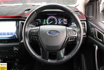 2022 Ford Everest - Thumbnail