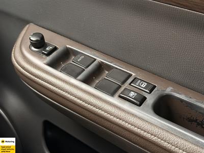 2009 Suzuki Swift - Thumbnail