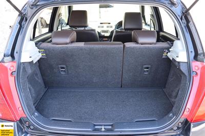 2009 Suzuki Swift - Thumbnail