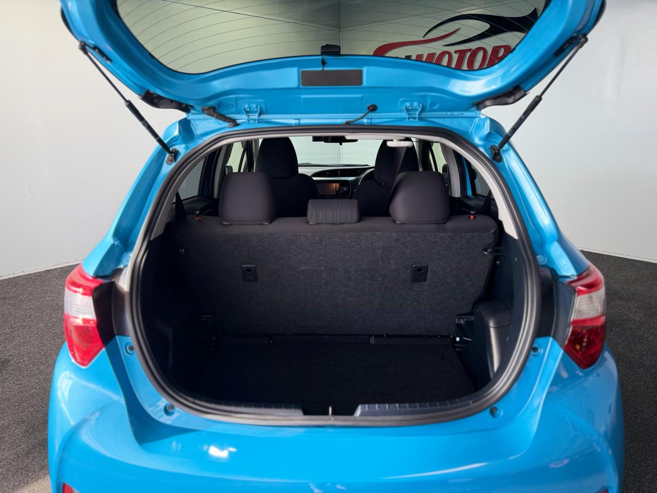 2017 Toyota Vitz