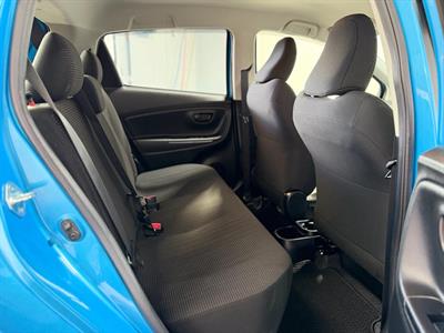2017 Toyota Vitz - Thumbnail