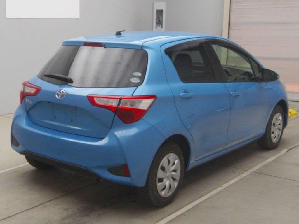 2017 Toyota Vitz