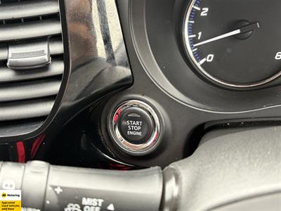 2021 Mitsubishi Outlander - Thumbnail