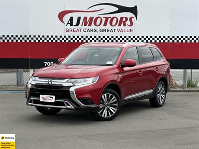 2021 Mitsubishi Outlander - Thumbnail