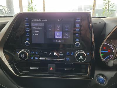 2022 Toyota Highlander - Thumbnail