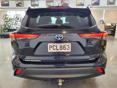 2022 Toyota Highlander - Thumbnail