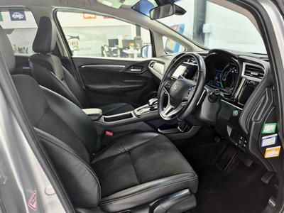 2015 Honda Shuttle - Thumbnail