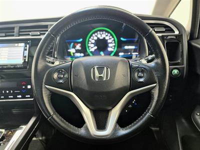 2015 Honda Shuttle - Thumbnail