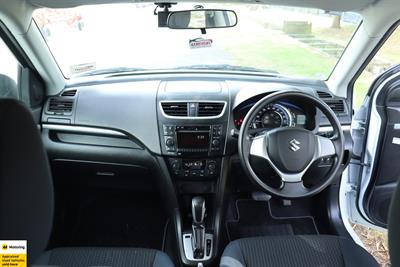 2016 Suzuki Swift - Thumbnail