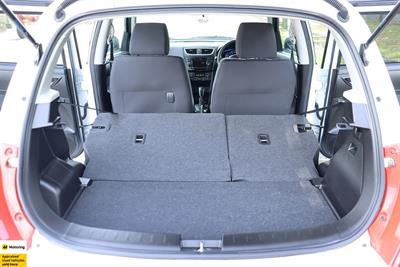 2016 Suzuki Swift - Thumbnail