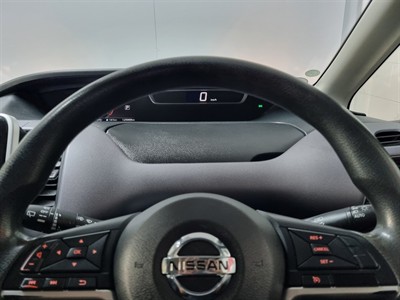 2018 Nissan Serena - Thumbnail