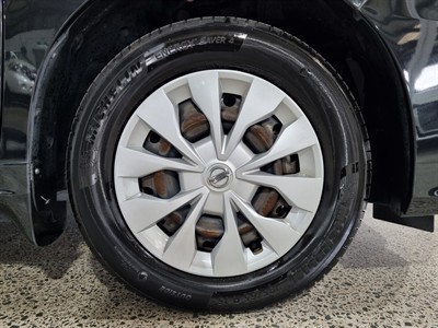 2018 Nissan Serena - Thumbnail