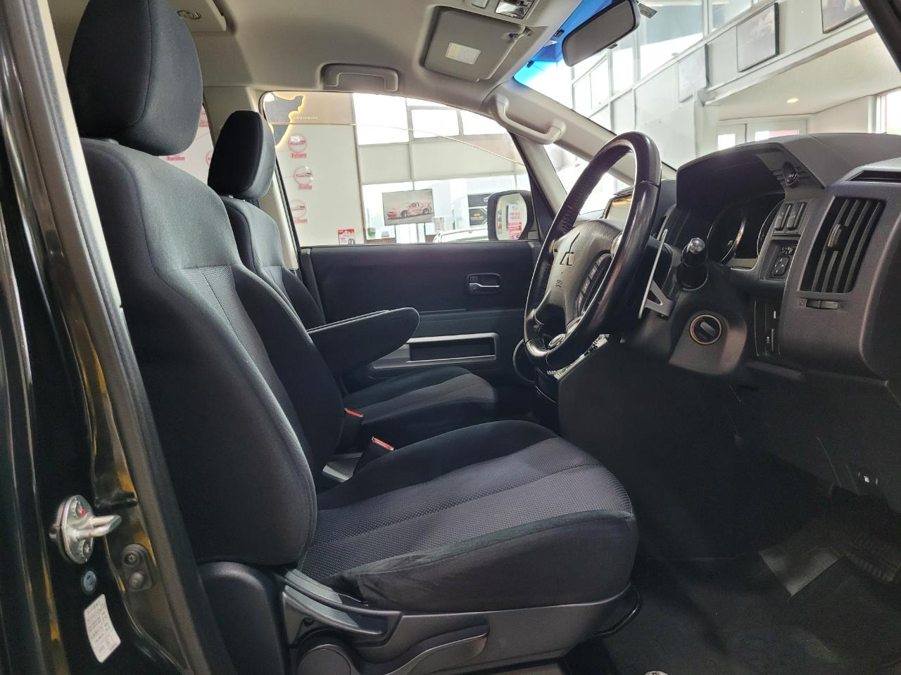2012 Mitsubishi Delica