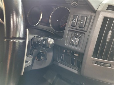 2012 Mitsubishi Delica - Thumbnail