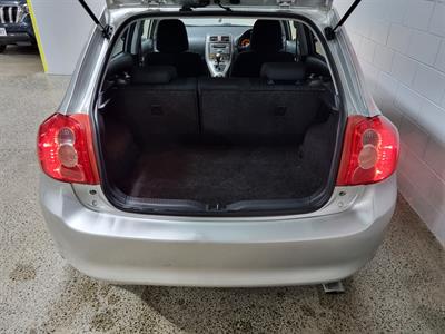 2008 Toyota Auris - Thumbnail