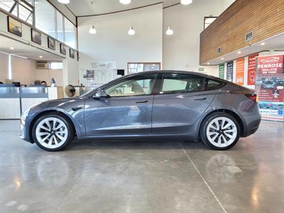 2021 Tesla Model 3 - Thumbnail
