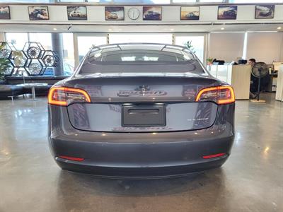 2021 Tesla Model 3 - Thumbnail