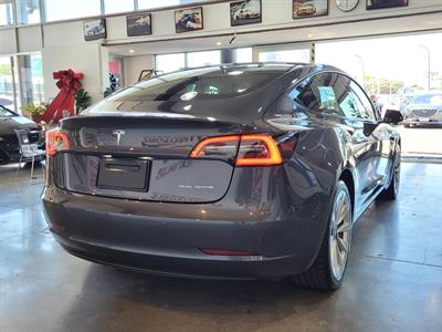 2021 Tesla Model 3 - Thumbnail