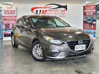 2015 Mazda Axela