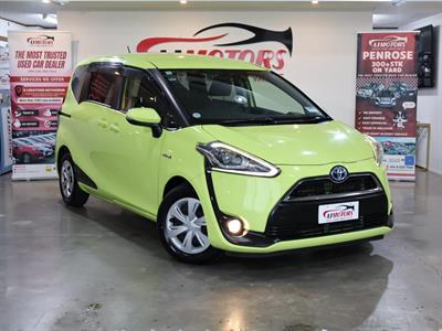 2015 Toyota Sienta - Thumbnail