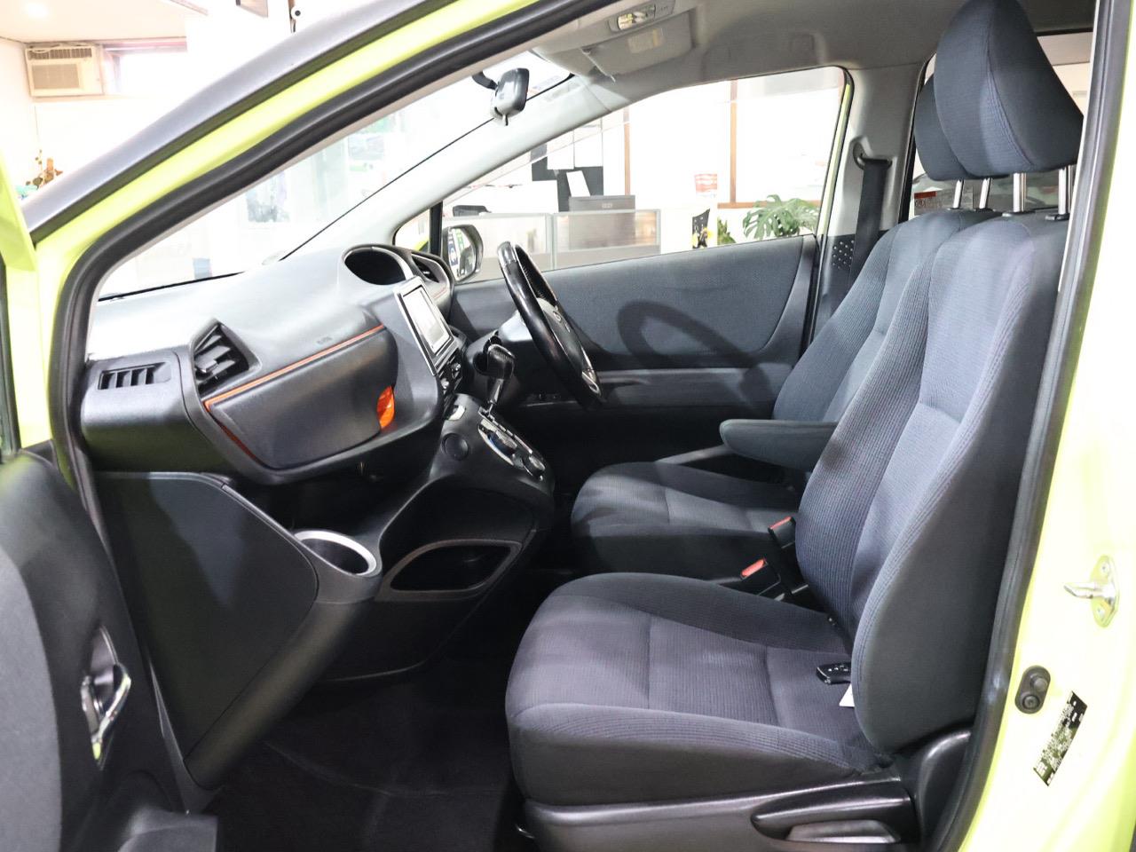 2015 Toyota Sienta