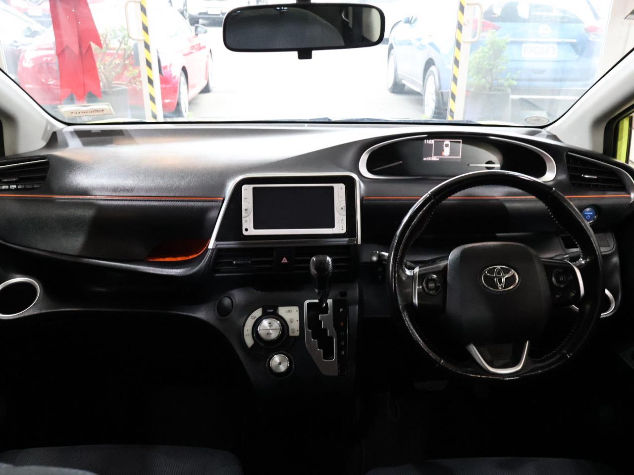 2015 Toyota Sienta
