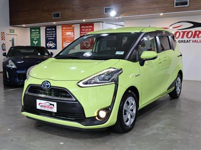 2015 Toyota Sienta - Thumbnail