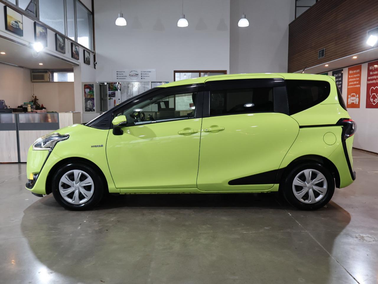 2015 Toyota Sienta