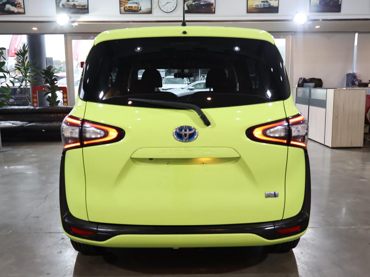 2015 Toyota Sienta