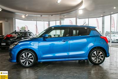 2017 Suzuki Swift - Thumbnail