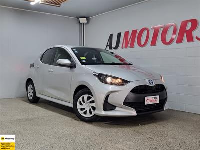 2021 Toyota Yaris - Thumbnail
