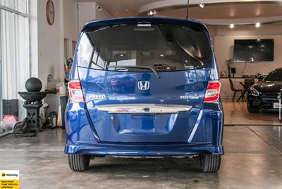 2014 Honda Freed - Thumbnail