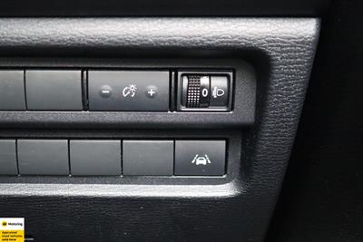 2022 Mitsubishi Outlander - Thumbnail