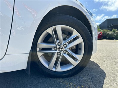 2021 Toyota Corolla - Thumbnail