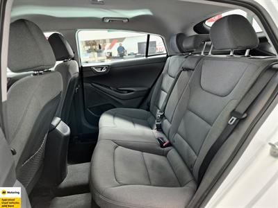 2022 Hyundai IONIQ - Thumbnail