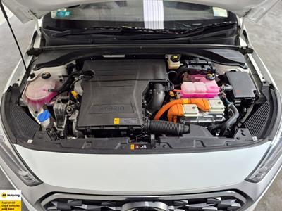 2022 Hyundai IONIQ - Thumbnail