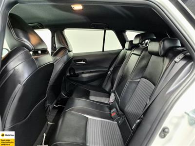 2020 Toyota Corolla - Thumbnail