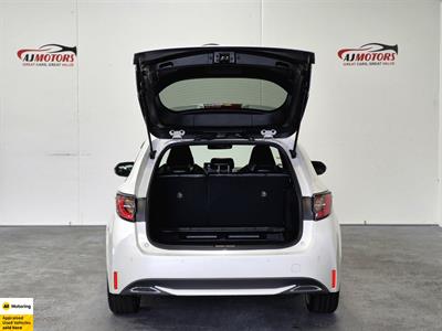 2020 Toyota Corolla - Thumbnail